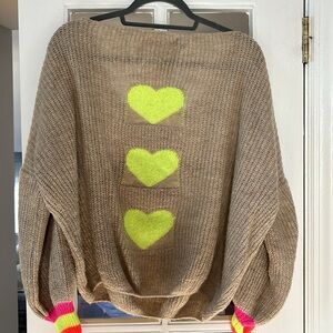 Pois sweeter with neon colors